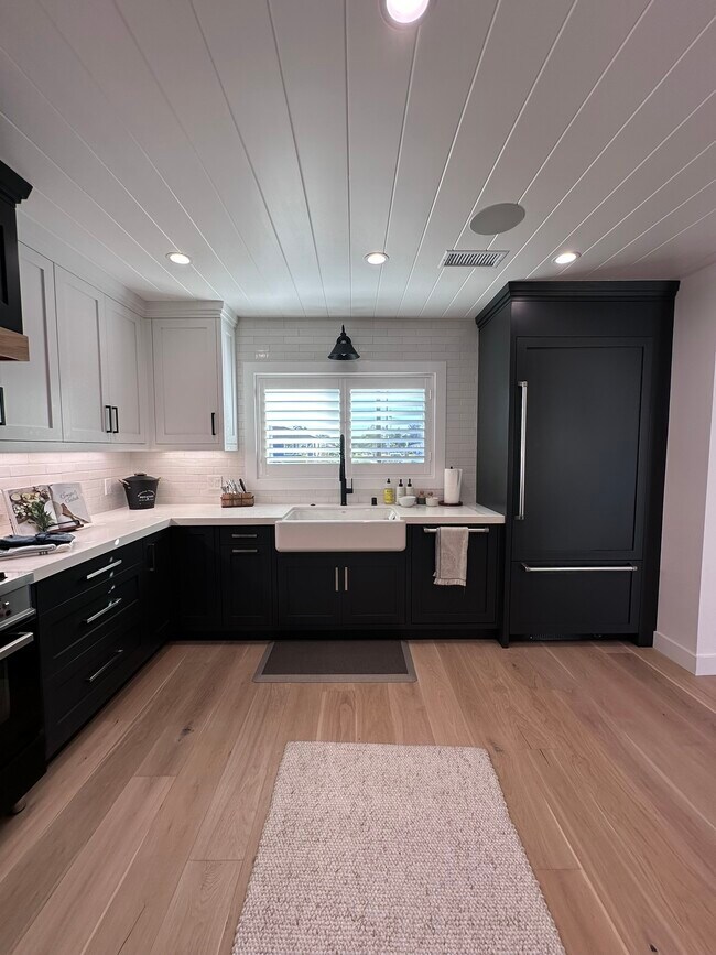 Foto del edificio - 2055 W 185th St