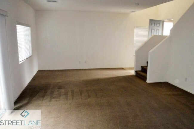 Building Photo - 10742 Leatherstocking Ave
