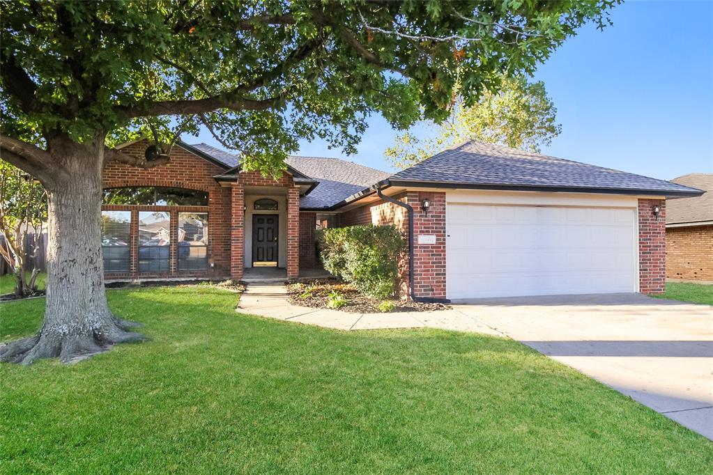 Primary Photo - 3701 Harmony Dr