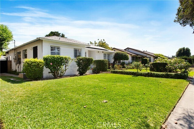 Foto del edificio - 556 N Sunset Ave