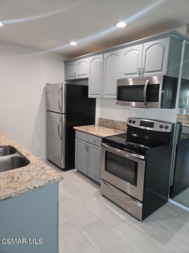 Building Photo - 1132 Landsburn Cir