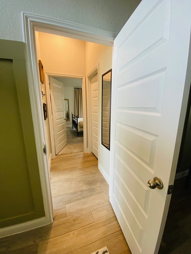 Building Photo - 2711 Cutter Ct