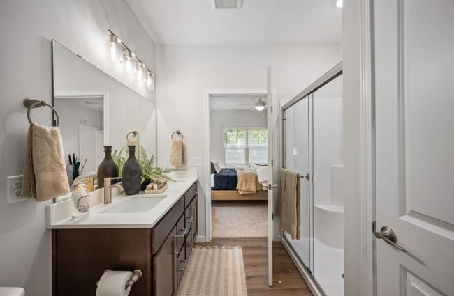 Building Photo - The Villas at Bakers Ridge - P1