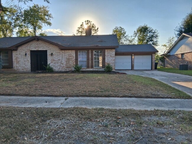 Building Photo - 7515 Brush Wood Dr