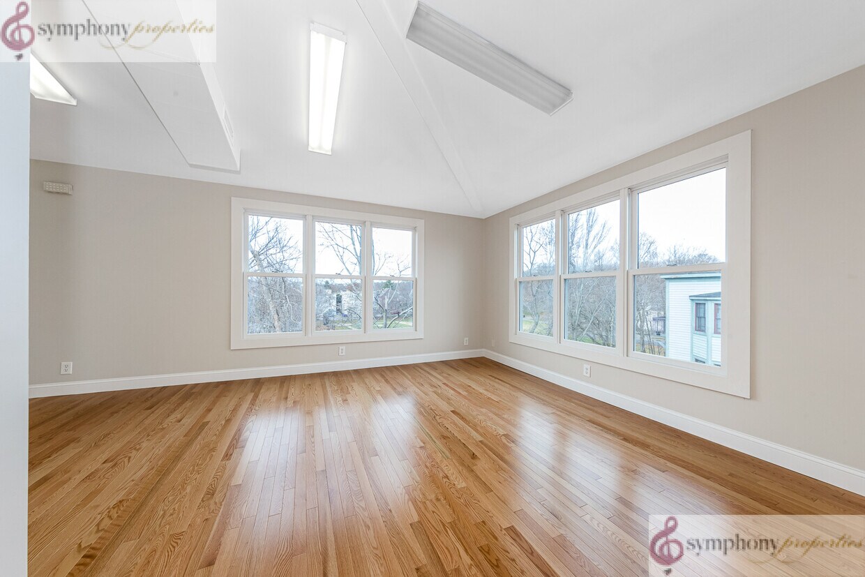 Foto principal - 162 Fuller St