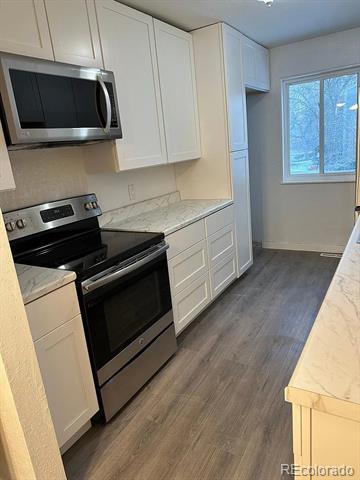 Building Photo - 7986 Chase Cir