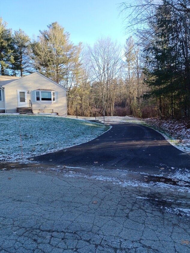 Apartment Entrance - 17 Beaver Brook Ln