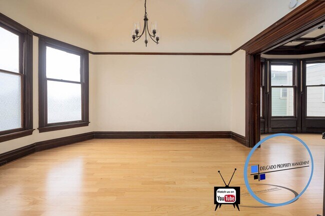 Foto del edificio - Recently remodeled historic home available...