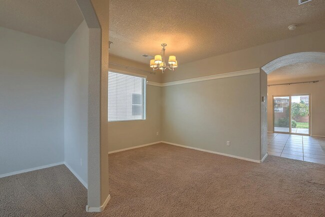 Foto del edificio - 3Bedroom 3Bathroom, 2 Story, 2 Car Garage ...