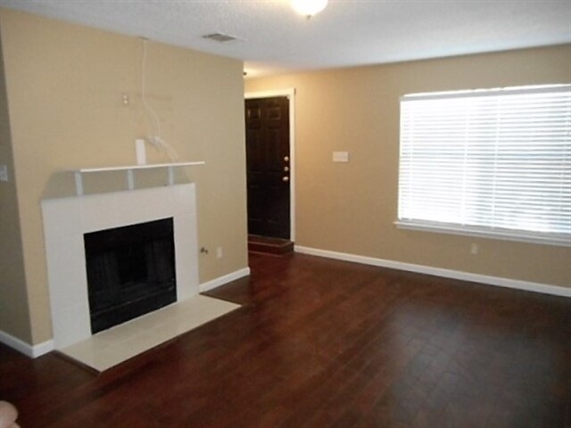 Building Photo - 1318 Creekview Drive