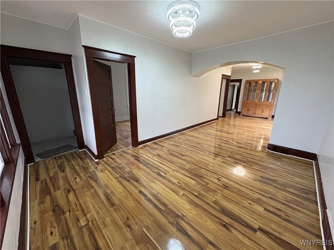 Foto del edificio - 143 Reo Ave