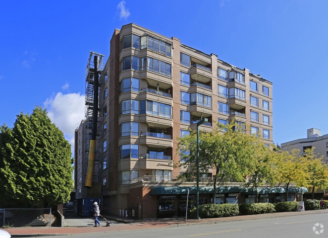 Building Photo - Pacific Terrace