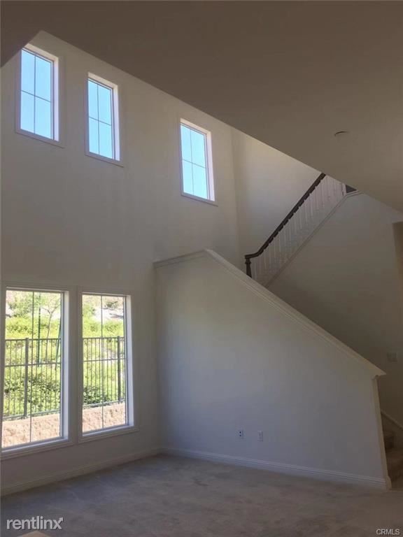 Building Photo - 4 br, 3 bath House - 20655 W Chestnut Cir