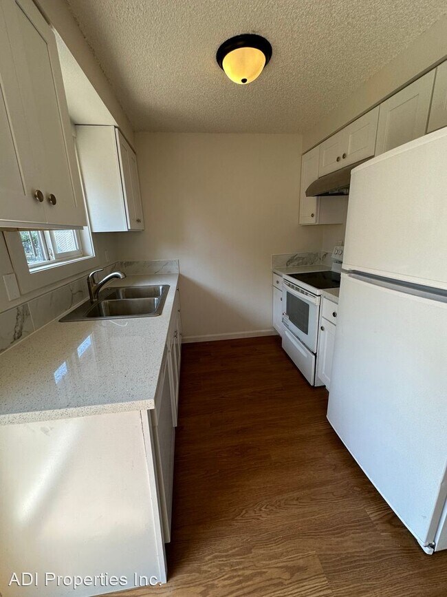 Foto del edificio - 2 br, 1 bath House - 22920 NE Halsey St #7