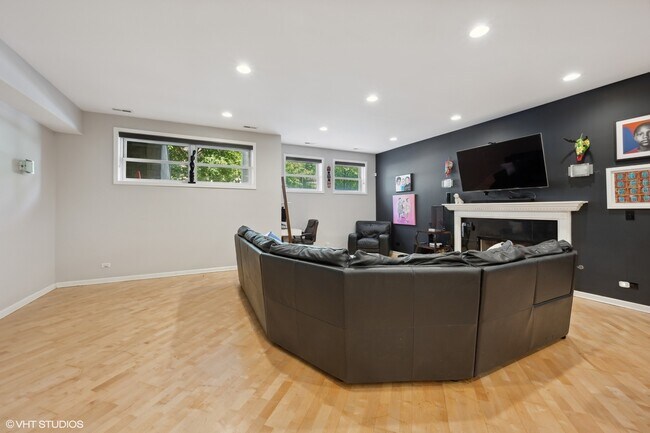 Foto del edificio - 3968 S Ellis Ave