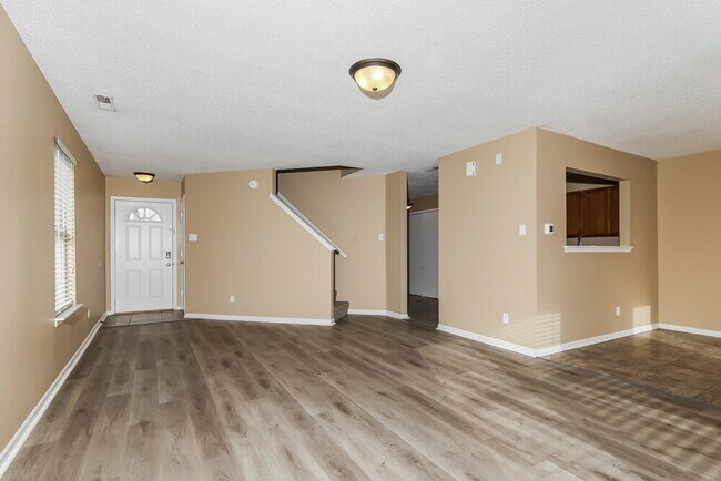 Foto del edificio - 2511 Redland Ln
