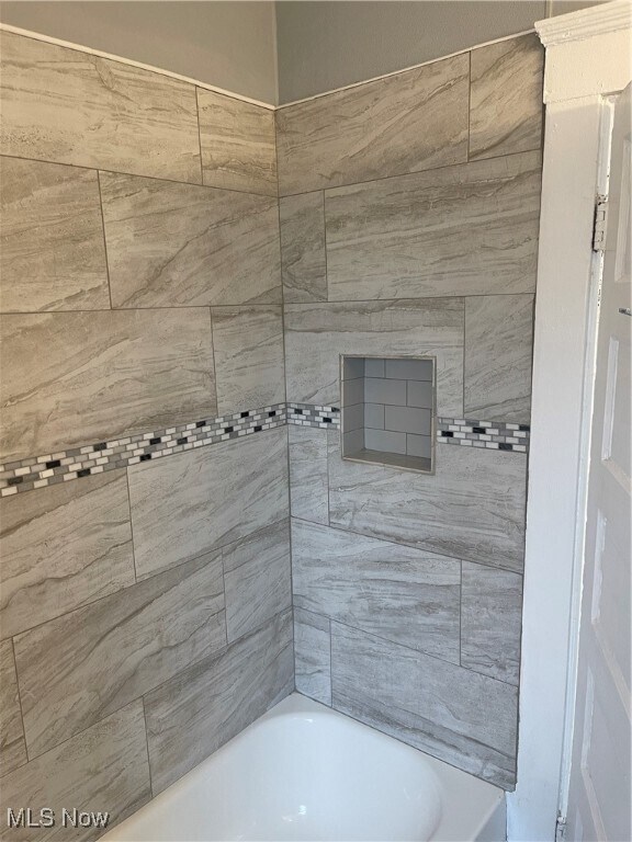 Building Photo - 3136 W 50th St