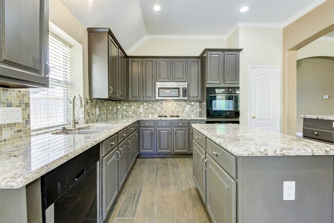 Foto del edificio - 14407 Jessica Falls Cir