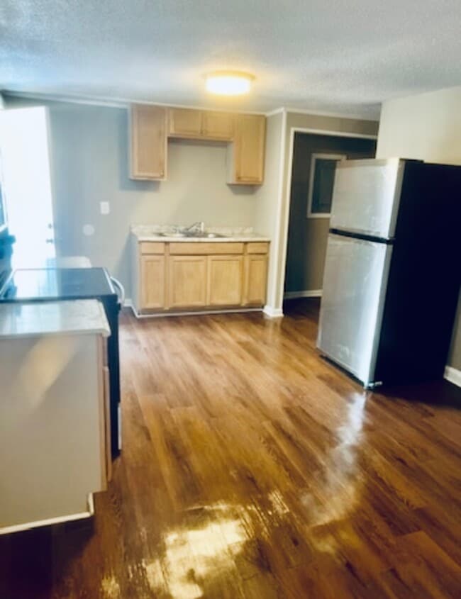 Photo - 201 Wotring St Apartment