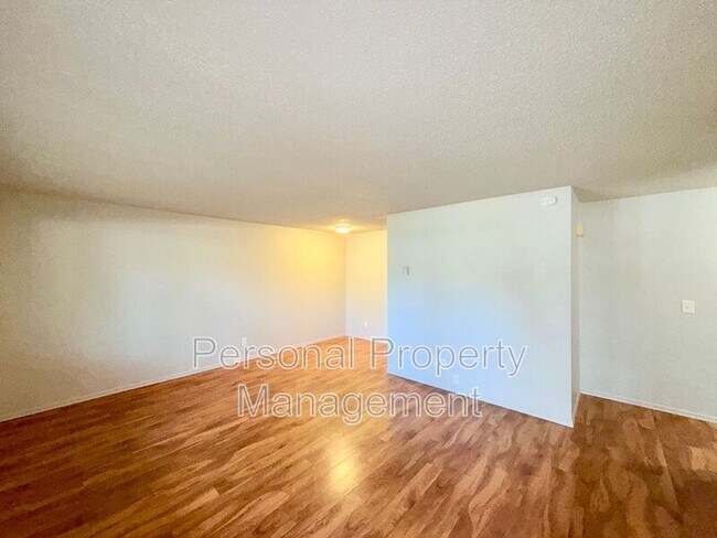 Foto del edificio - 10905 NE 7th St