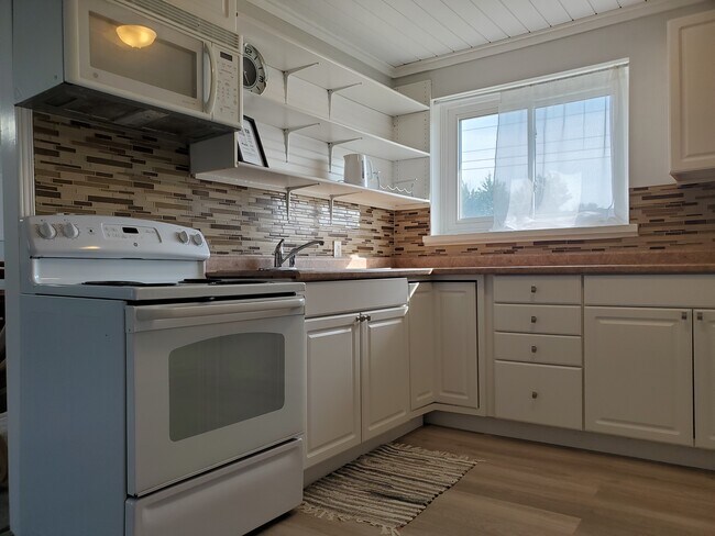 Photo du bâtiment - 9474 Beachwood Rd