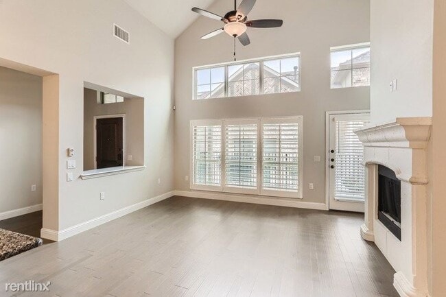 Building Photo - 3 br, 3 bath House - 4100 Pequin Dr