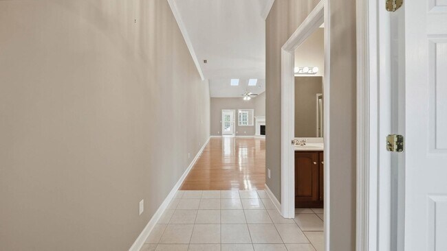 Foto del edificio - 2 bedroom East Brainerd Townhome