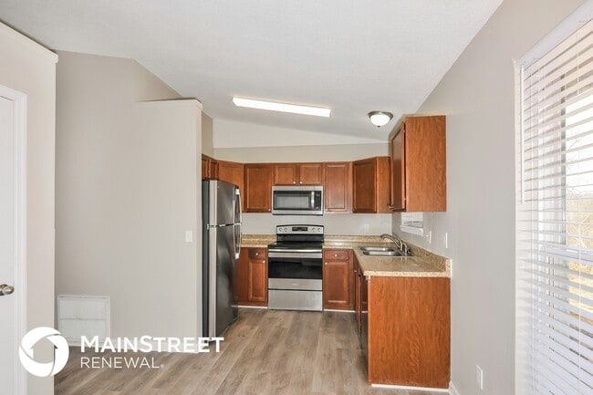 Building Photo - 77 Augustine Rd