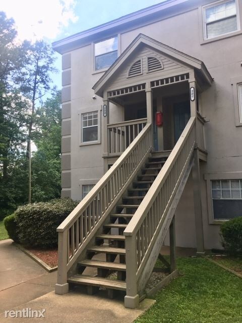 Primary Photo - 2518 Avent Ferry Rd