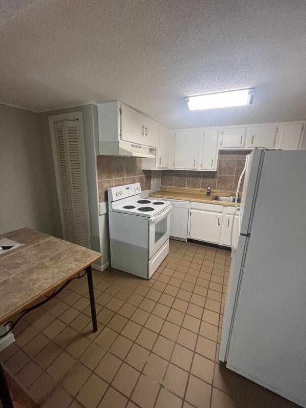 Building Photo - 5727 N Morgan Ln