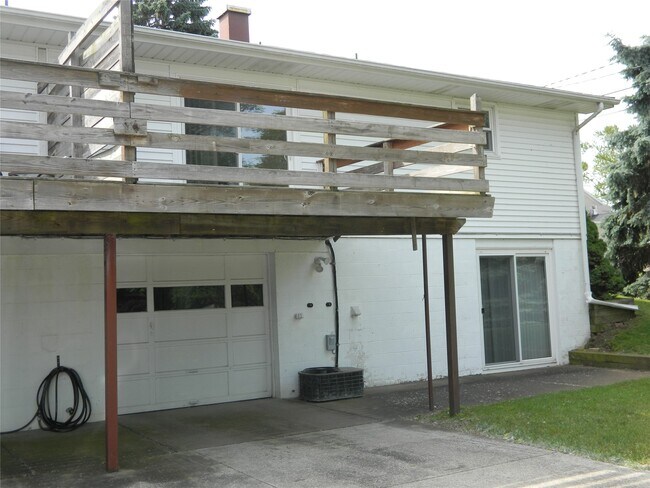 Foto del edificio - 4060 Chilton Ct