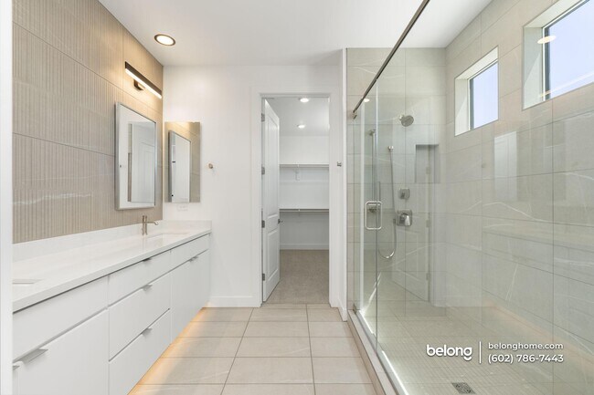 Foto del edificio - 7429 W Bent Tree Dr