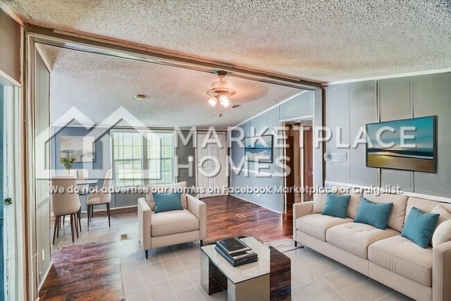 Building Photo - 664 Cherokee Dr
