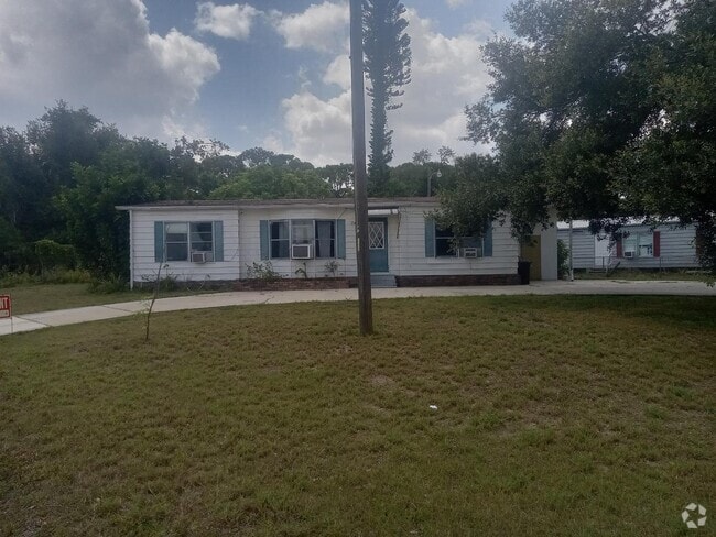 Building Photo - 7566 Peyraud Dr