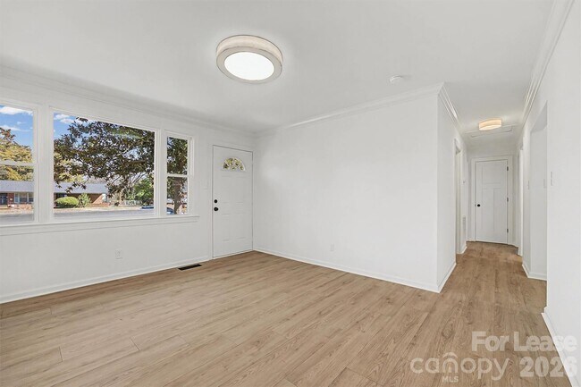 Foto del edificio - 357 Barnes St