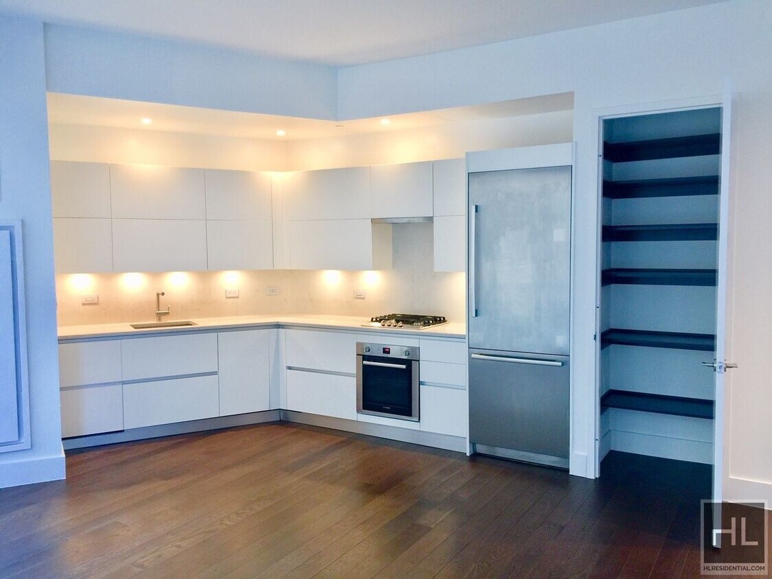 Foto principal - East 44th Street