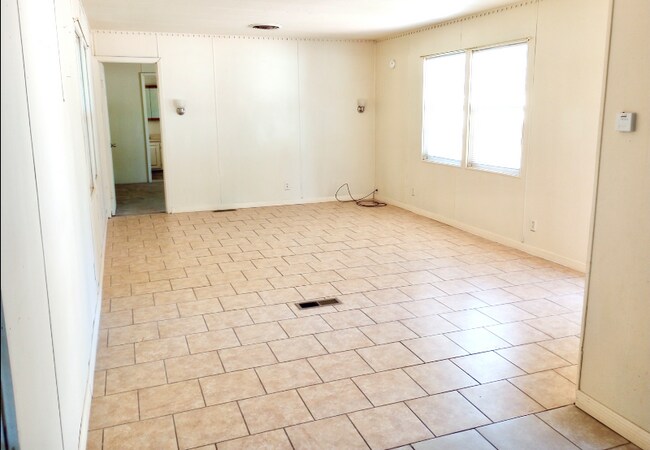 Foto del edificio - 6345 N Dona Ana Rd