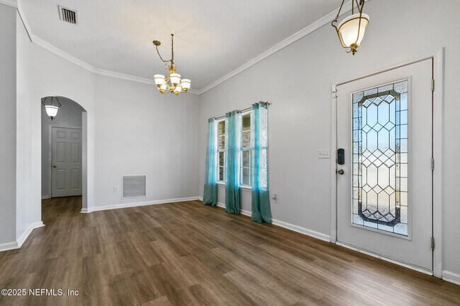 Building Photo - 3265 Woodglen Dr