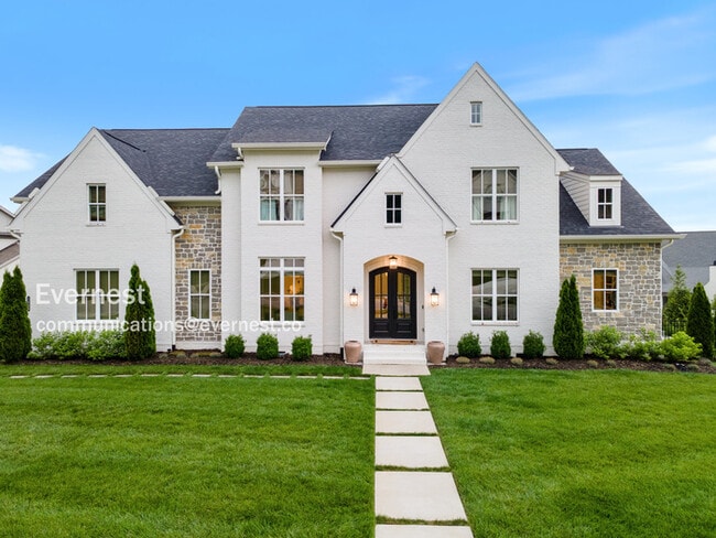 Building Photo - 1845 Traditions Cir