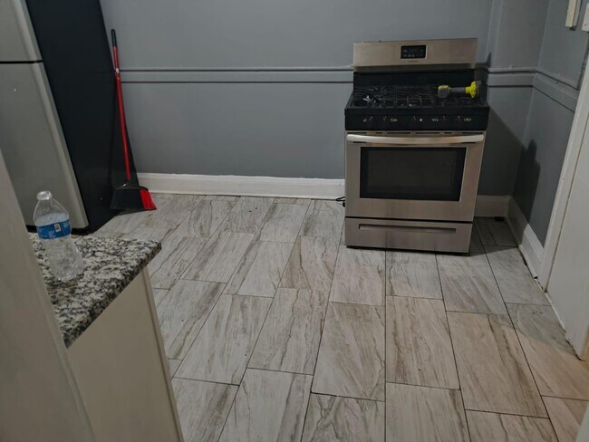 Foto del edificio - 13315 Madison Ave