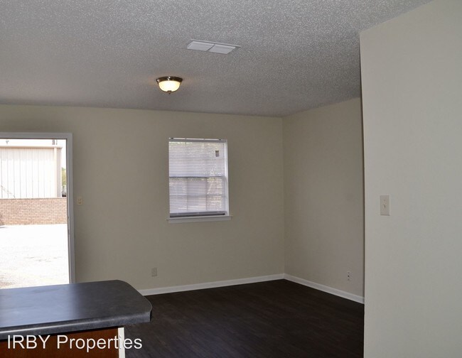 Building Photo - 804 Saraland Blvd S