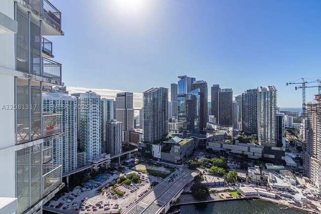 Building Photo - 350 S Miami Ave