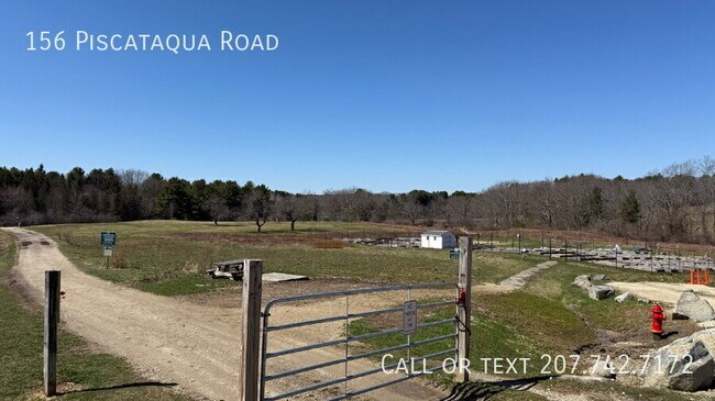 Foto del edificio - 156 Piscataqua Rd