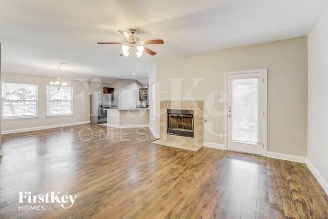 Building Photo - 606 Mary Wilson Dr