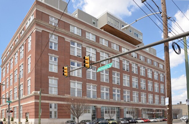 Foto del edificio - 1101-1133 Washington Ave