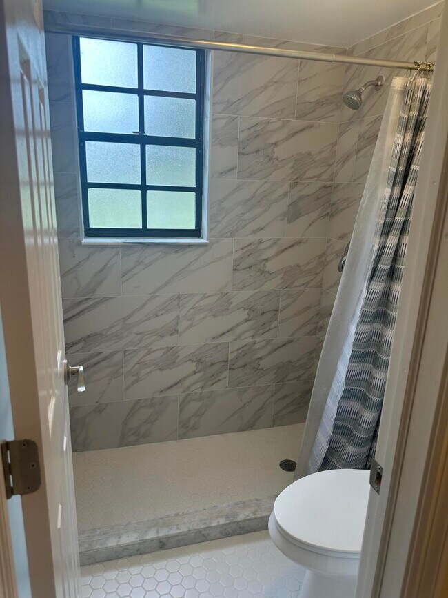Foto del edificio - 4459 Oak Terrace Dr
