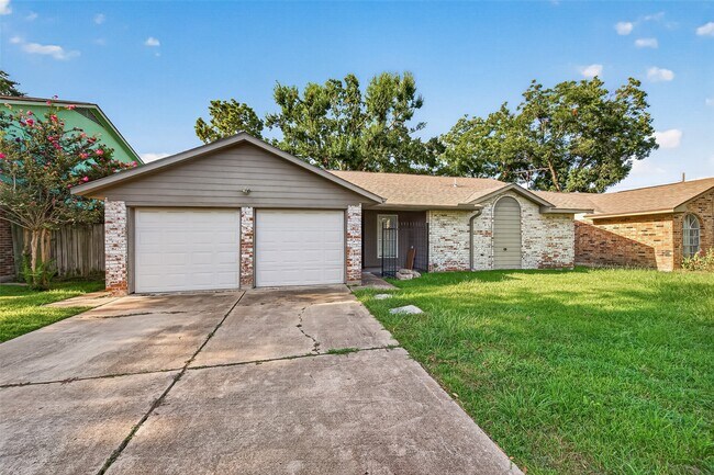 Foto del edificio - 19326 Leafwood Ln