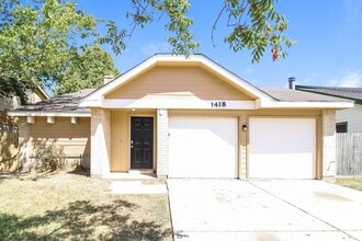 Building Photo - 1418 Hunters Park Dr