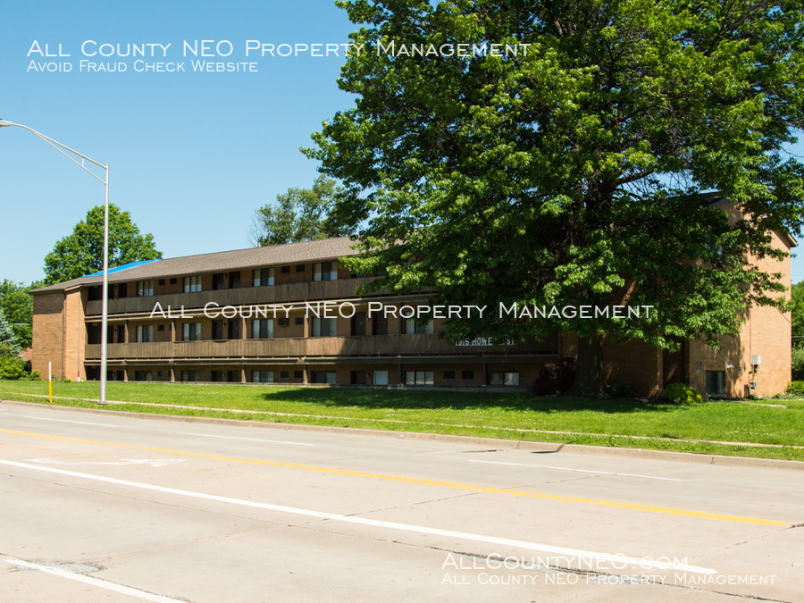 1015 Howe Ave Unit 17 Cuyahoga Falls Oh 44221 - Apartment For Rent In Cuyahoga Falls Oh Apartmentscom