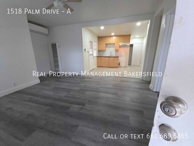 Foto del edificio - 1518 Palm Dr
